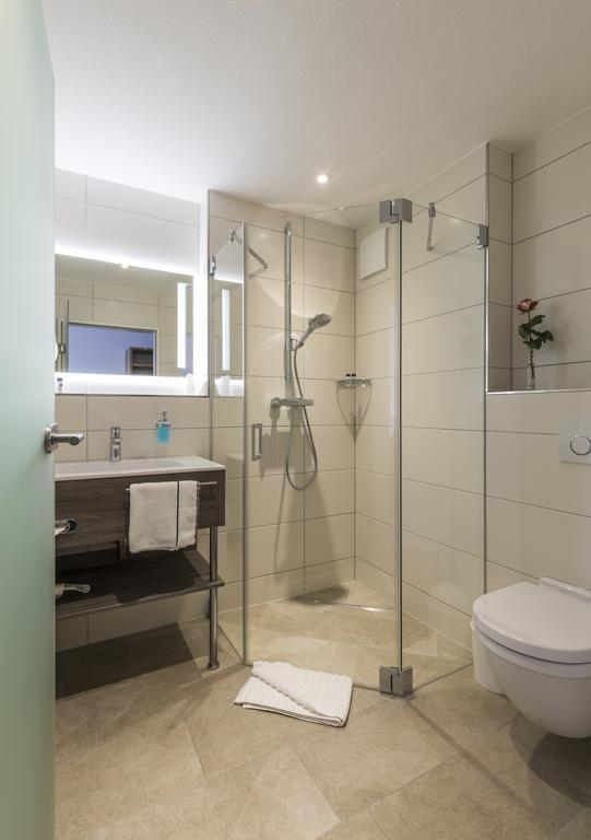 Hotel Hirsch Леонберг Экстерьер фото