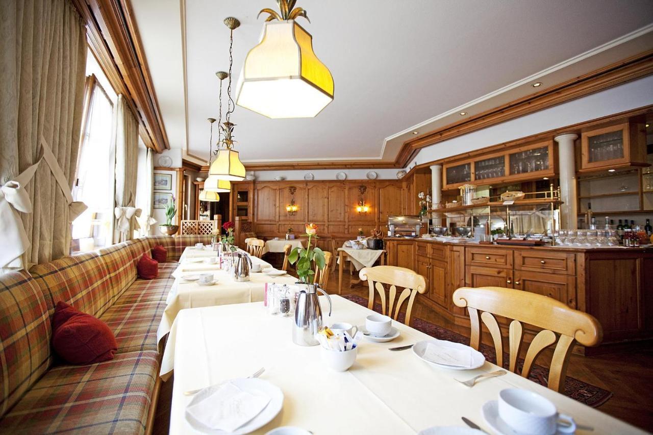 Hotel Hirsch Леонберг Экстерьер фото